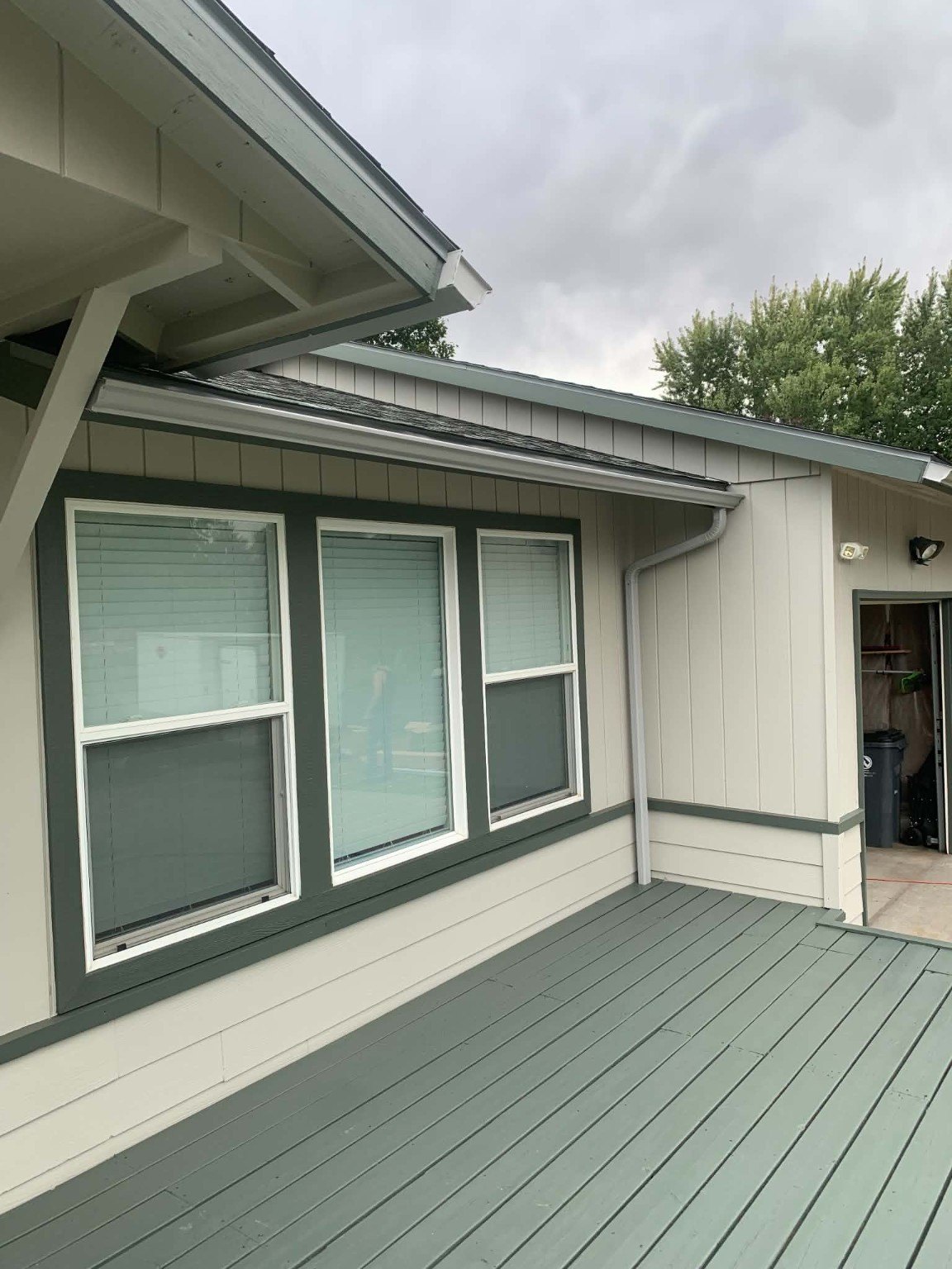 Seamless gutter and fascia work on a home